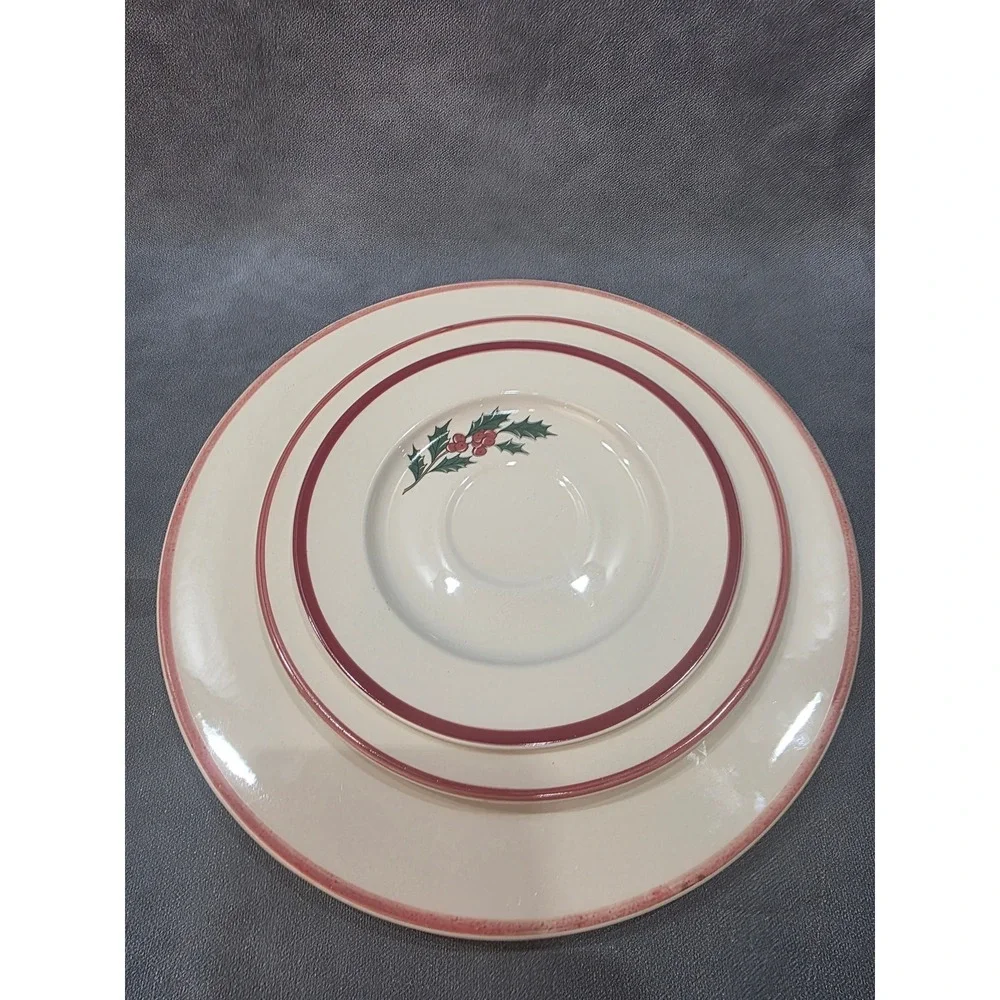 Taylor Smith + Taylor Holly + Spruce Christmas Tree 4 sets 4 Piece Place Setting